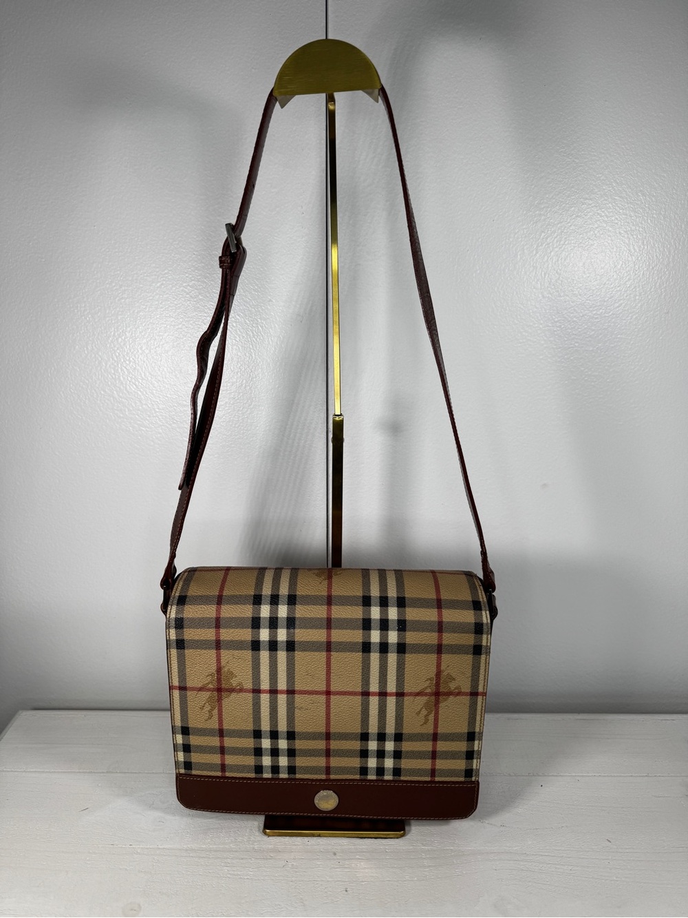 Authentic Burberry Vintage Nova Check Crossbody Messenger Bag + COA